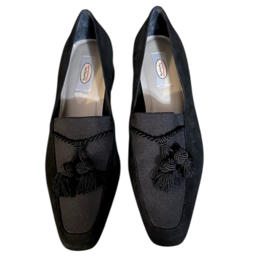 Talbots women’s suede stretch black tassel loafers excellent condition, Size 7.5